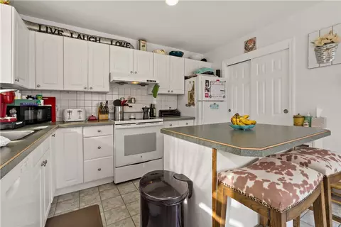 14 Meadowview Ter, Westerly, RI 02891 photo 14