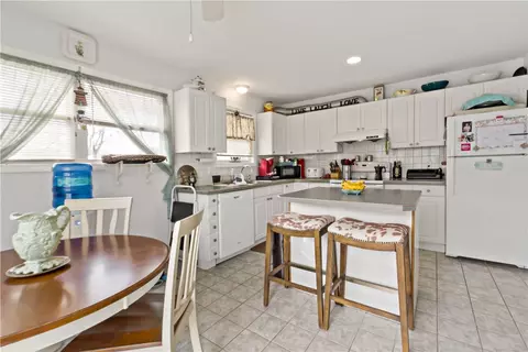 14 Meadowview Ter, Westerly, RI 02891 photo 13