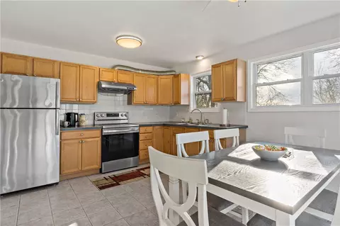 14 Meadowview Ter, Westerly, RI 02891 photo 38