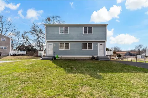14 Meadowview Ter, Westerly, RI 02891 photo 2