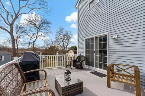 14 Meadowview Ter, Westerly, RI 02891 photo 6