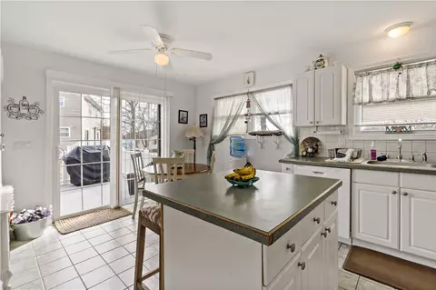 14 Meadowview Ter, Westerly, RI 02891 photo 15