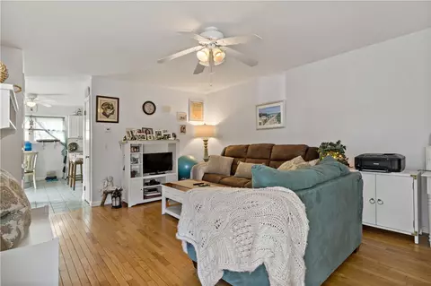 14 Meadowview Ter, Westerly, RI 02891 photo 9