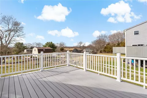 14 Meadowview Ter, Westerly, RI 02891 photo 4