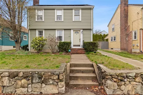 409 Eaton St, Providence, RI 02908