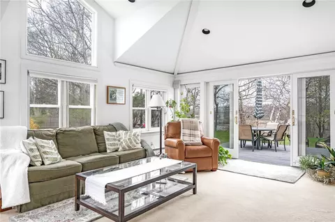 Living - 35 Touisset Rd, Warren, RI 02885 photo 3 of 4