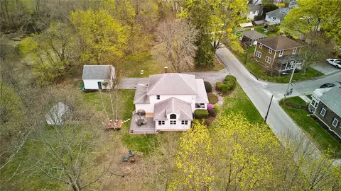 View/Area - 35 Touisset Rd, Warren, RI 02885 photo 1 of 9