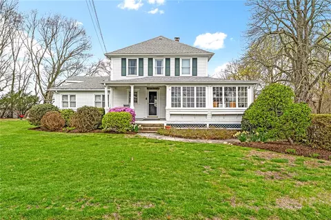 35 Touisset Rd, Warren, RI 02885