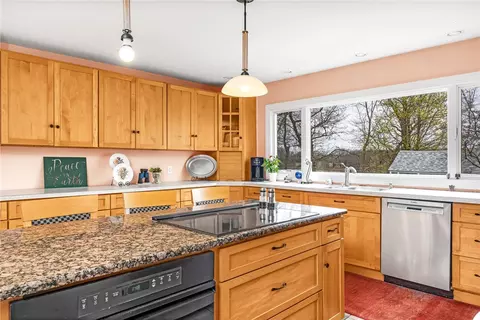 Kitchen - 35 Touisset Rd, Warren, RI 02885 photo 1 of 4