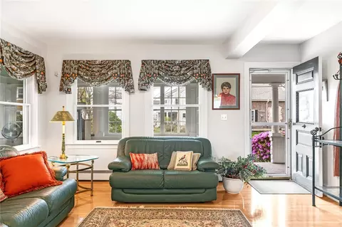 Entry Way - 35 Touisset Rd, Warren, RI 02885 photo 1 of 2