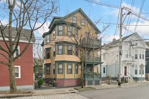 16 Luongo Sq, Providence, RI 02909