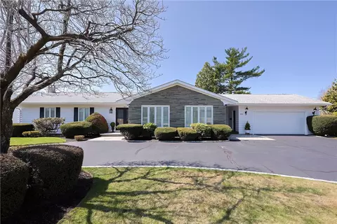 145 Meshanticut Valley Pkwy, Cranston, RI 02920