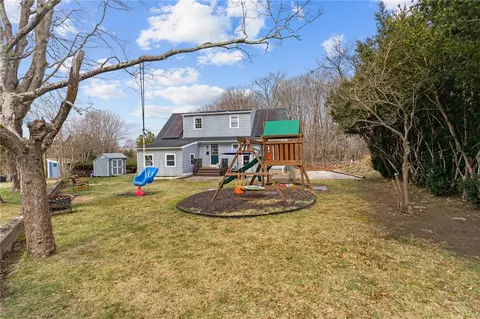 8 Penston Ave, Westerly, RI 02891 photo 6