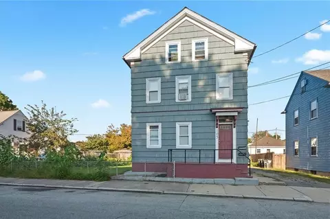 105 Sisson St, Providence, RI 02909