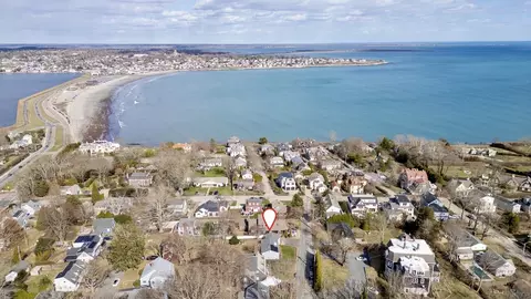 66 Merton Dr, Newport, RI 02840