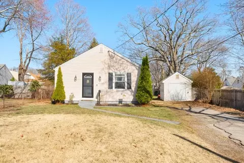 31 Rice St, Pawtucket, RI 02861