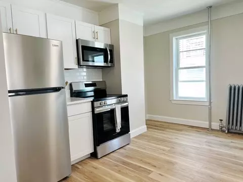 Kitchen - 31 Fairlawn Ave, Woonsocket, RI 02895 photo 2 of 7