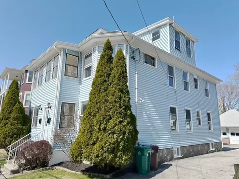 Exterior - 31 Fairlawn Ave, Woonsocket, RI 02895 photo 8 of 9