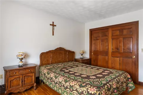 Bedroom - 10 Stuart St, Warren, RI 02885 photo 1 of 6
