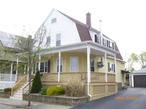 45 Tucker Ave, Cranston, RI 02905