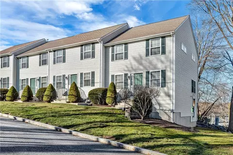 13 Central St #7, Manville, RI 02838