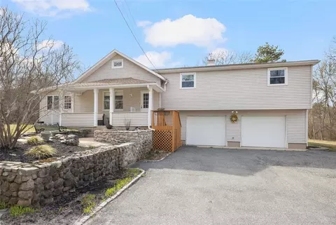 270 Buckeye Brook Rd, Charlestown, RI 02813