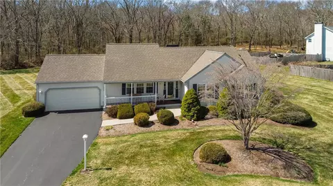 47 Blossom Ct, South Kingstown, RI 02879