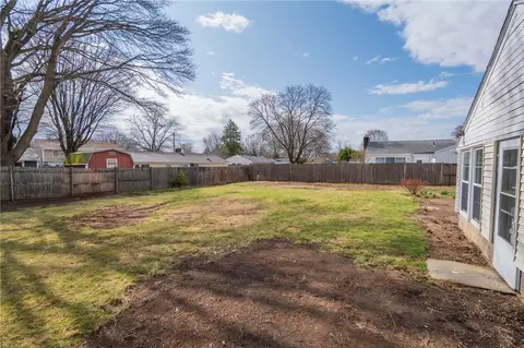 Exterior - 114 Covington Dr, Warwick, RI 02886 photo 5 of 6