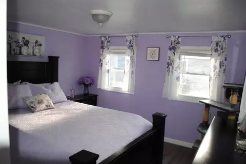 Bedroom - 18 Torch Ln, Coventry, RI 02816 photo 2 of 3