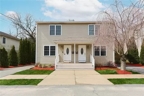 21 Mendon St, Providence, RI 02904