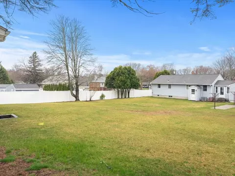 8 Ashel St, Westerly, RI 02891 photo 21
