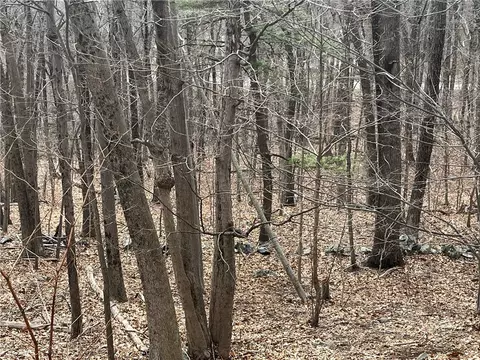 47 Stanley Rd, Cumberland, RI 02864