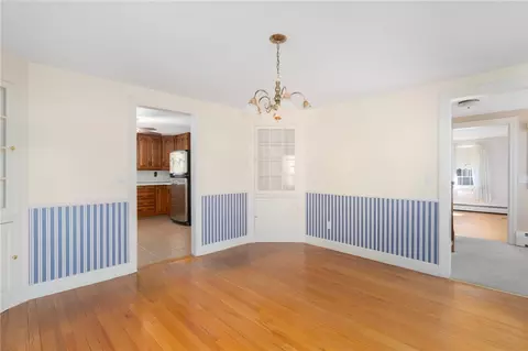 865 Main Ave, Warwick, RI 02886 photo 14