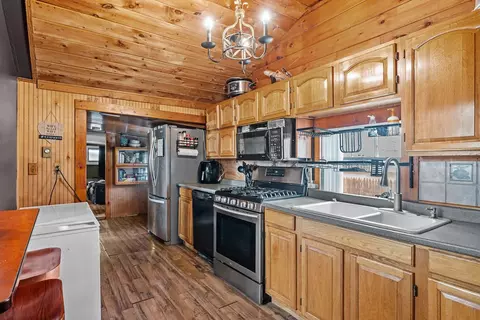 Kitchen - 20 Echo Rd, Glocester, RI 02814 photo 1 of 3