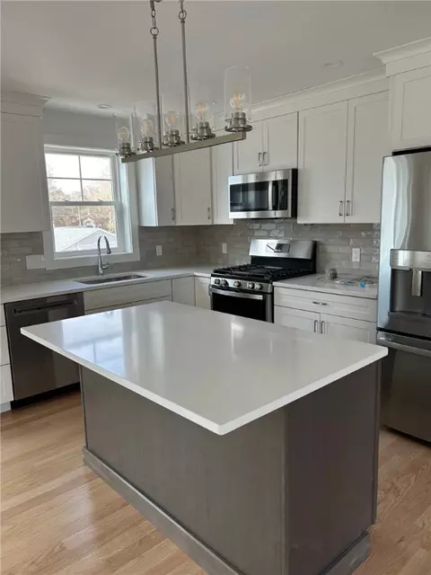 Kitchen - 6 Red Maple Ln, Warwick, RI 02886 photo 1 of 1