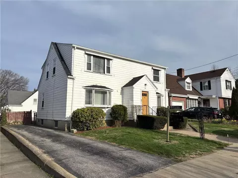 79 Waller St, Providence, RI 02909