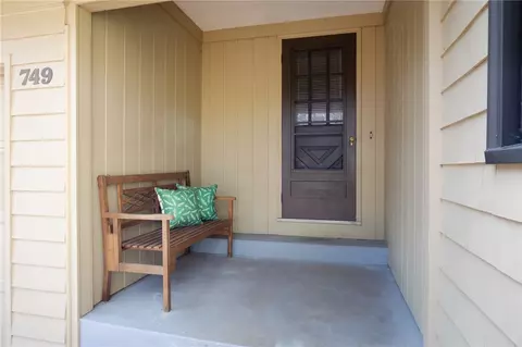 Exterior - 749 Commonwealth Ave, Warwick, RI 02886 photo 6 of 8