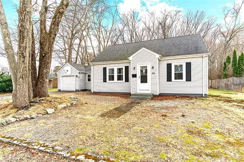 34 Howard Ave, Pascoag, RI 02859