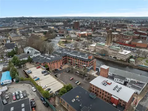 10 Exchange Ct #202, Pawtucket, RI 02860