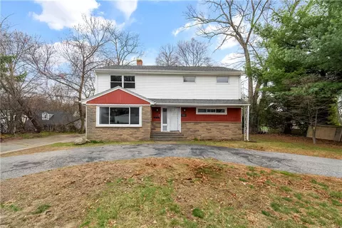 75 Hobson Ave, North Providence, RI 02911