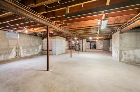21 Top St, Westerly, RI 02891 photo 34