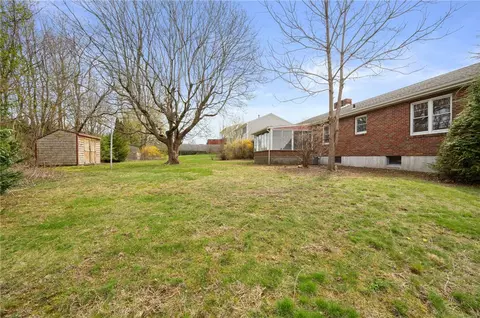 21 Top St, Westerly, RI 02891 photo 40
