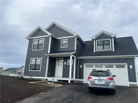336 Freedom Trail Dr, Portsmouth, RI 02871