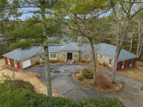 299 Switch Rd, Richmond, RI 02832