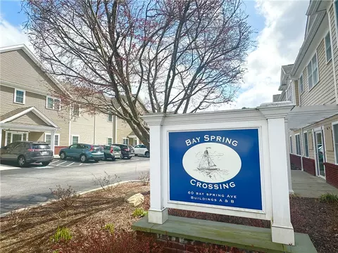 60 Bay Spring Ave #C5, Barrington, RI 02806