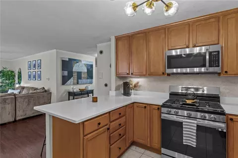 7 Wake Robin Rd #306, Lincoln, RI 02865