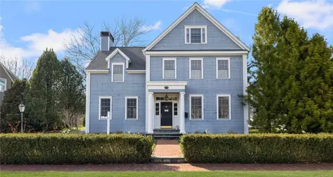 456 Wickford Point Rd, North Kingstown, RI 02852