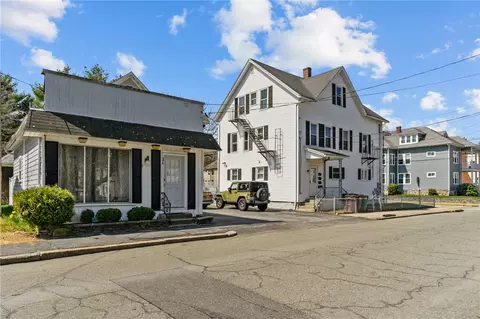 446 Coe St, Woonsocket, RI 02895