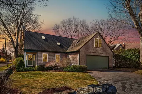 94 Chapin Ave, Warwick, RI 02889