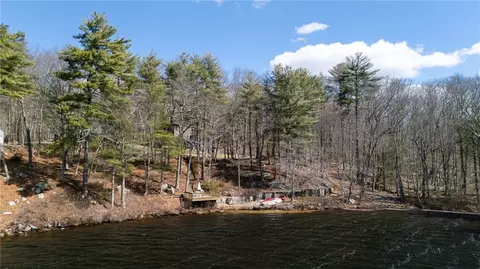293 Lee Cir, Pascoag, RI 02859